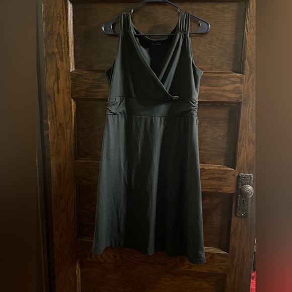 Eddie Bauer Dresses & Skirts - Eddie Bauer Black Sleeveless Faux-Wrap Midi Dress, Size M